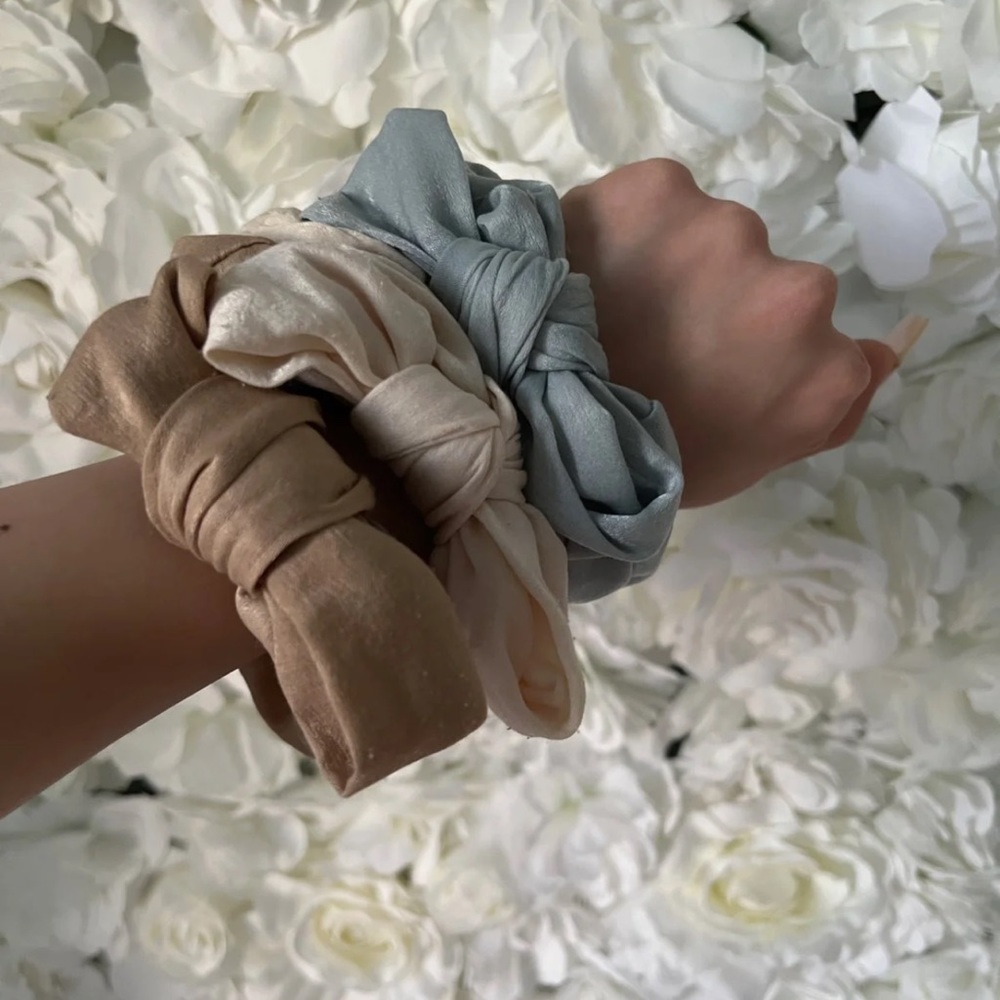 Zara scrunchie